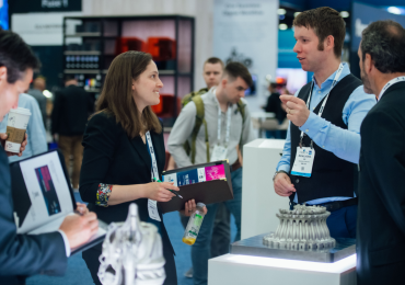 RAPID + TCT展区是颠覆者与实干家相遇的地方。带着制造挑战来,带着AM解决方案离开。图像通过RAPID + TCT。