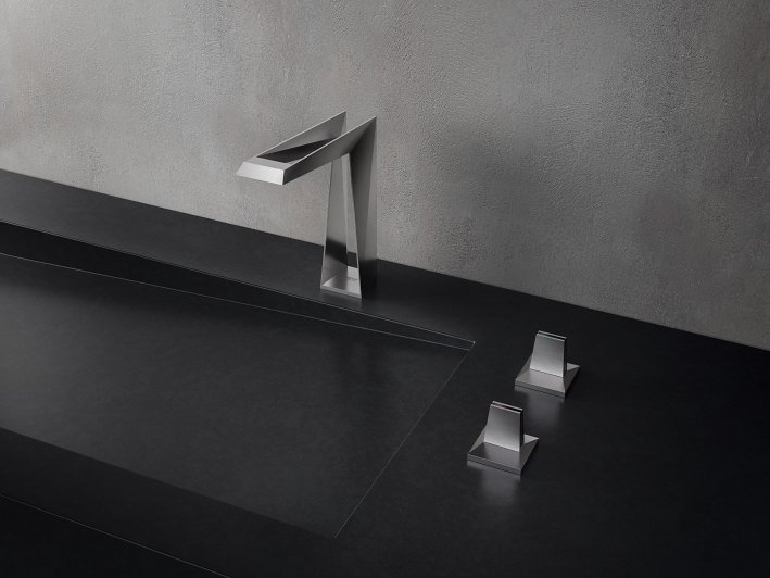 The Allure Brilliant Icon 3D printed tap. Photo via GROHE.