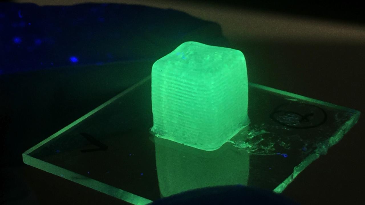 材料印刷Wan实验室的新droplet-based 3 d印刷方法。江南平台版江南平台版通过Jiandi Wan照片。