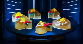 多色医学模型3 d印刷J5 MediJet。通过Stratasys公司照片。