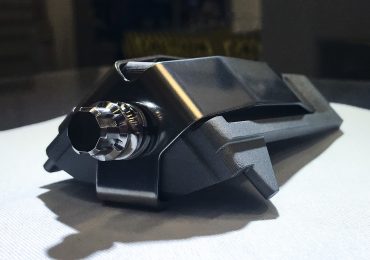 ORNL 3D打印用于Framatome沸水反应堆燃料组件的通道紧固件。图片来自Framatome。