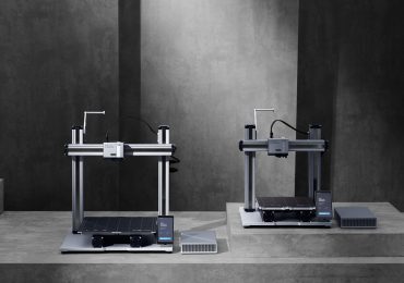 Snapmaker 2.0 F350(左)和2.0 Snapmaker F250(右)。通过Snapmaker照片。