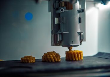 江南平江南平台版台版在Foodini机器上3D打印食物。图片来源:Natural Machines