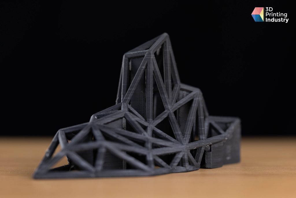 VXL 70打印支架移除后。图片来自3D打印行业江南平台版。江南平台版
