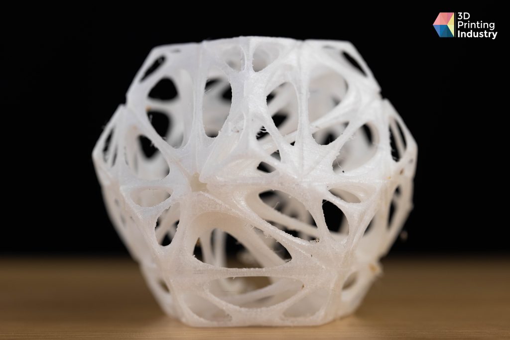 VXL 70打印支架移除后。图片来自3D打印行业江南平台版。江南平台版