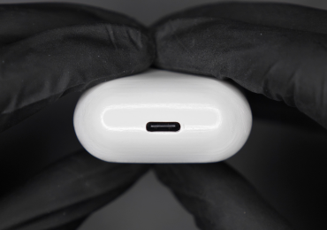 3D打印USB-C AirPods外壳。图片来自Ken Pillonel。