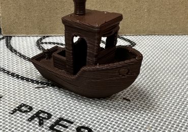 一个巧克力3 d Benchy。通过艾莉Weinstein照片。