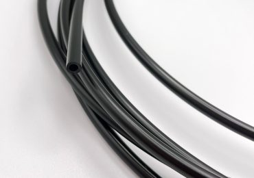 圣戈班通用UV墨管Tygon ink 1000。图片来自Saint-Gobain。