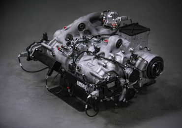 图片显示辛格和Xtrac的3D打印变速箱。图片来自Shamin Abas