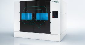 Q。大3 d女王1 3 d打印机。通过问照片。大3 d。